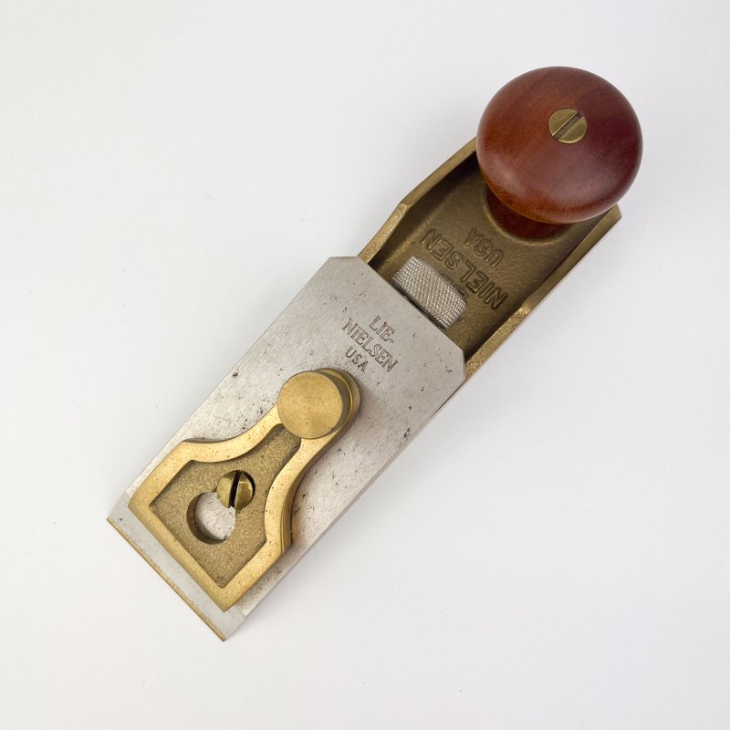 Friday Finds Lie-Nielsen No.97 1/2 - Small Chisel Plane [Preowned, SOLD]