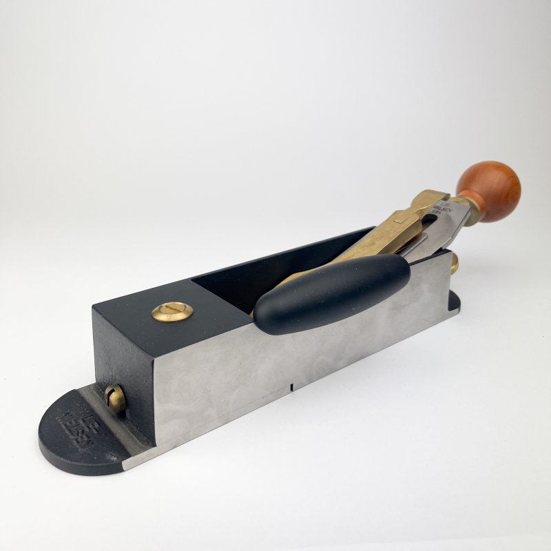 Friday Finds Lie-Nielsen No.9 - Mitre Plane [Preowned, SOLD]